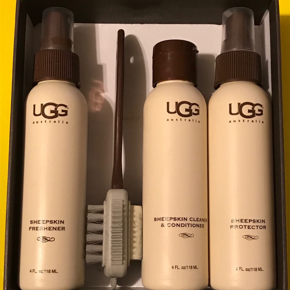 UGG sheepskin care kit